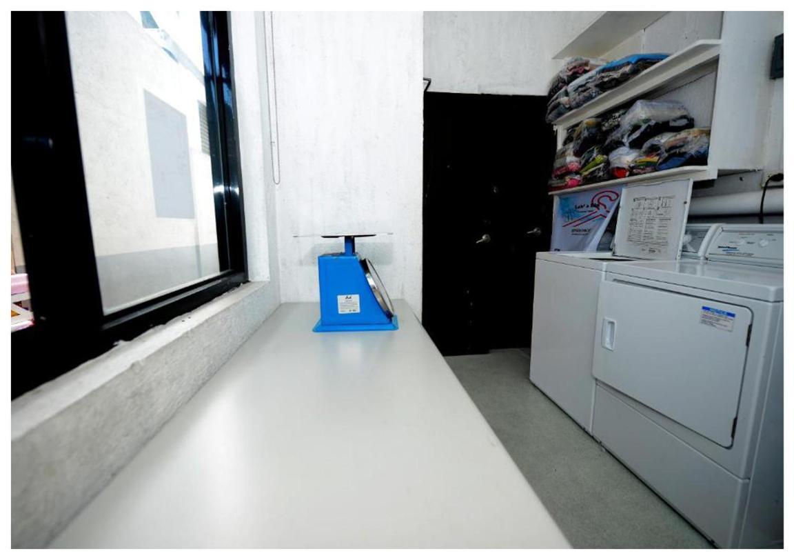 Monchere Dormitory Manila Exterior photo