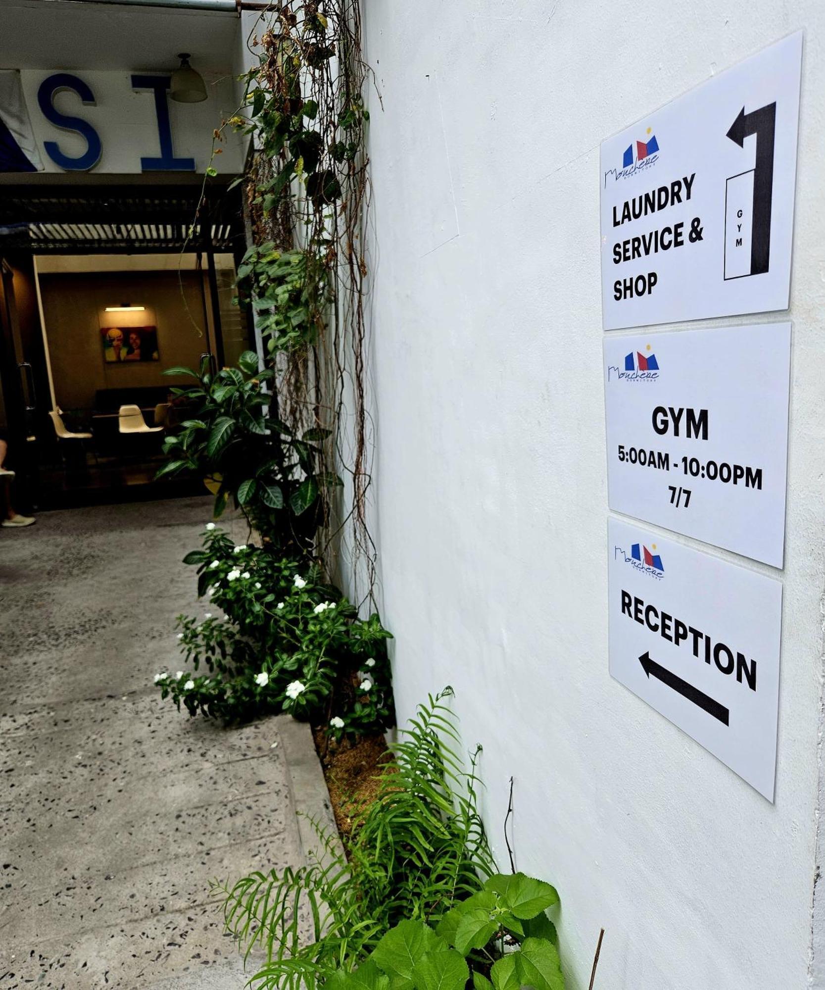 Monchere Dormitory Manila Exterior photo